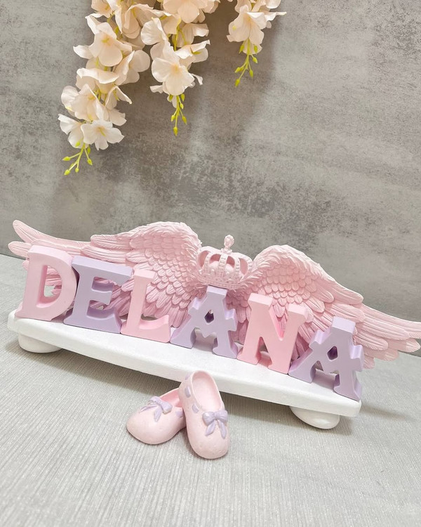 استند اسم بال فرشته صورتی یاسی دلانا چوبی - آرنیکا گالری