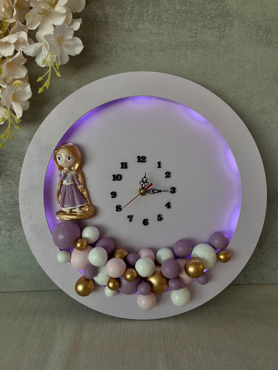 چراغ خواب اتاق کودک طرح دختر مو بلند چوبی - نمای دیگر - آرنیکا گالری