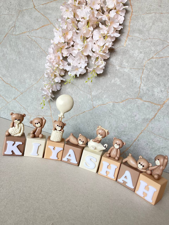 مکعب اسم کودک طرح تدی رنگ نود چوبی - آرنیکا گالری